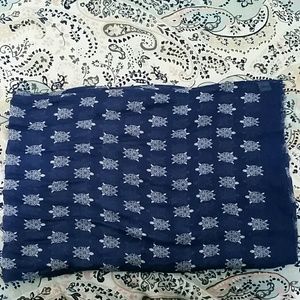 NWOT Vera Bradley Soft Fringe Scarf